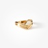 Χρυσό δαχτυλίδι με διαμάντι σε σχήμα δάκρυ